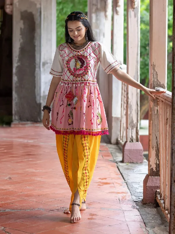 Off-White Embroidered  Kedia Set for Navratri